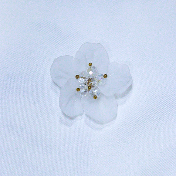 White Solid Cotton Sateen Flutter Sleeves Blouse