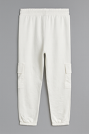 White Jogger With Cargo Pocket-3