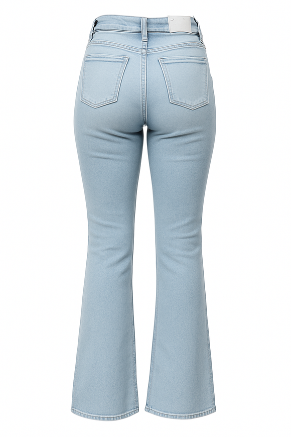LIGHT BLUE CROPPED FLARED JEANS