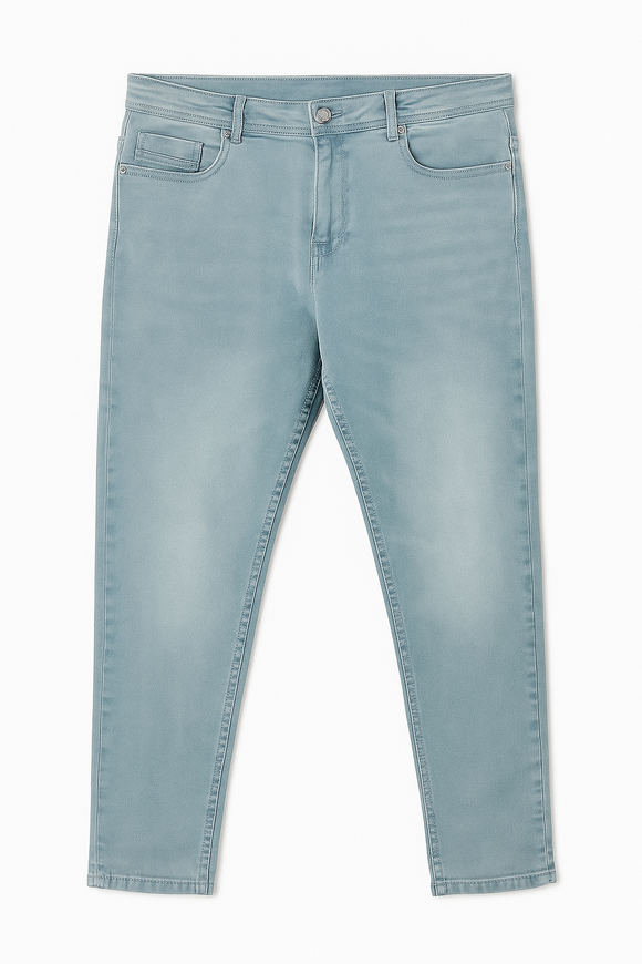 Straight Fit Light Wash