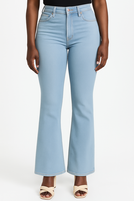 LIGHT BLUE CROPPED FLARED JEANS