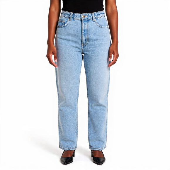 LIGHT WASH MOM FIT JEANS