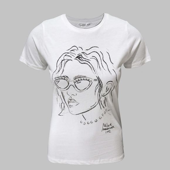 Black Embellished T Shirt Nawao.com