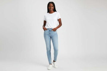 Light Blue Stretched Mom Jeans Light Wash Nawao.com