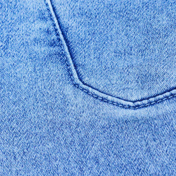 Light Wash Cargo Knit Denim Jeans With Cuff Nawao.com