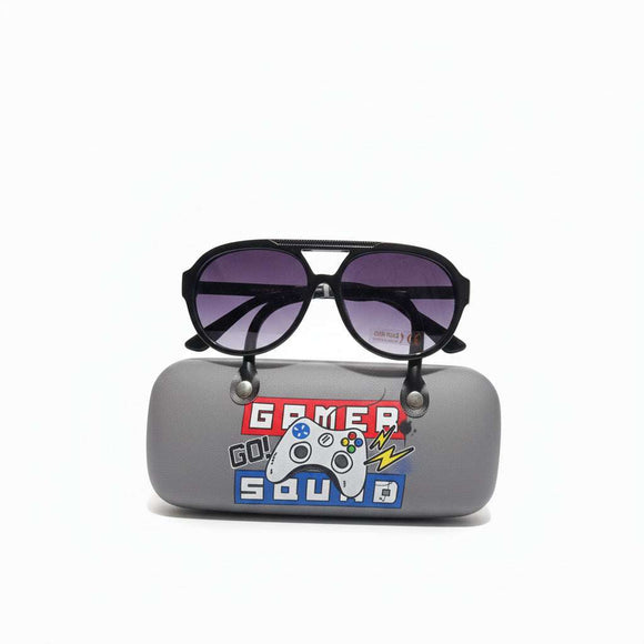 Wayfarer Sunglasses With Printed Case Nawao.com