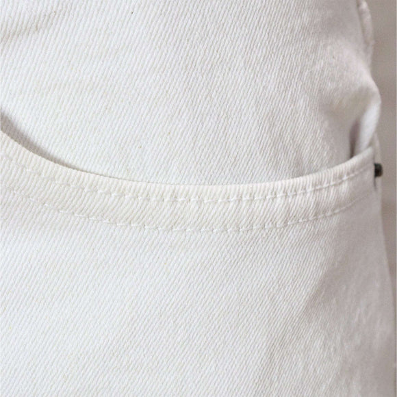 White Basic 5 Pocket Denim Shorts White Nawao.com