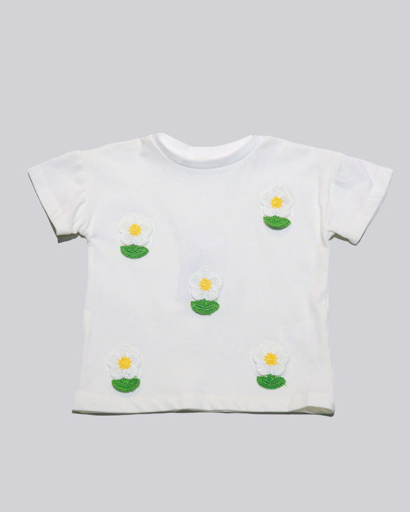White Crochet Applique Tshirt Nawao.com