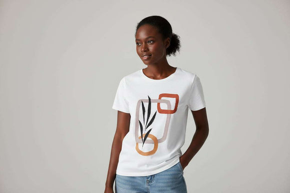 White Graphic T Shirt Nawao.com