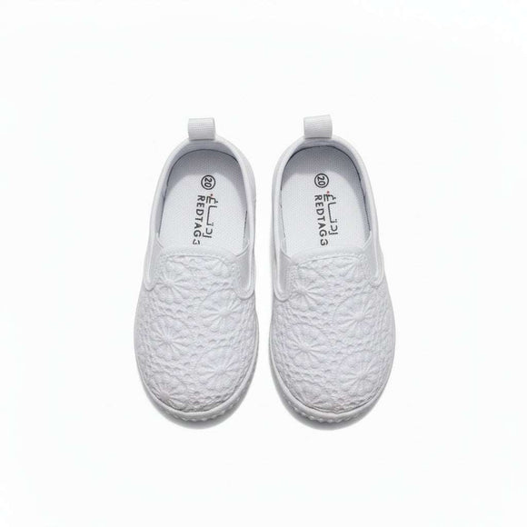 White Slip On White Nawao.com